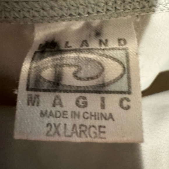 Mens gray and black rash guard - Picture 3 of 3